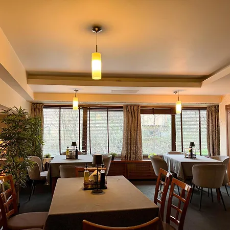 Family Edi מלון 3*