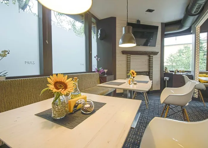 Hotel Family Hotel Edi 3*