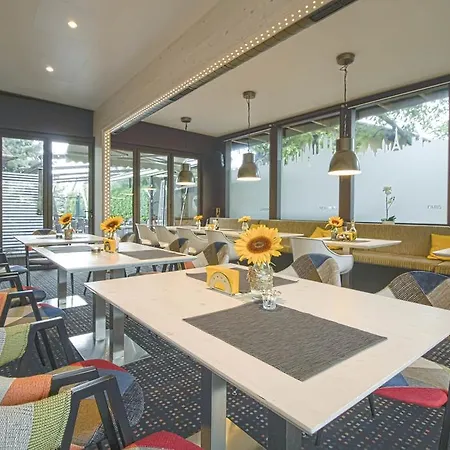 Family Hotel Edi 3* Szófia